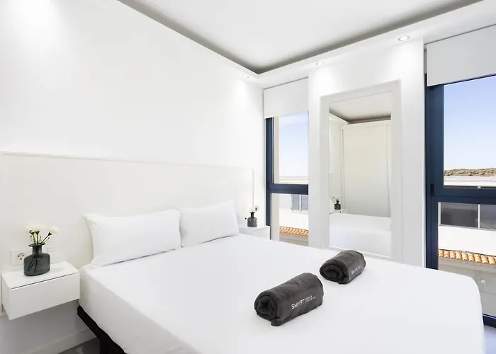 Torreon Frente Al Mar