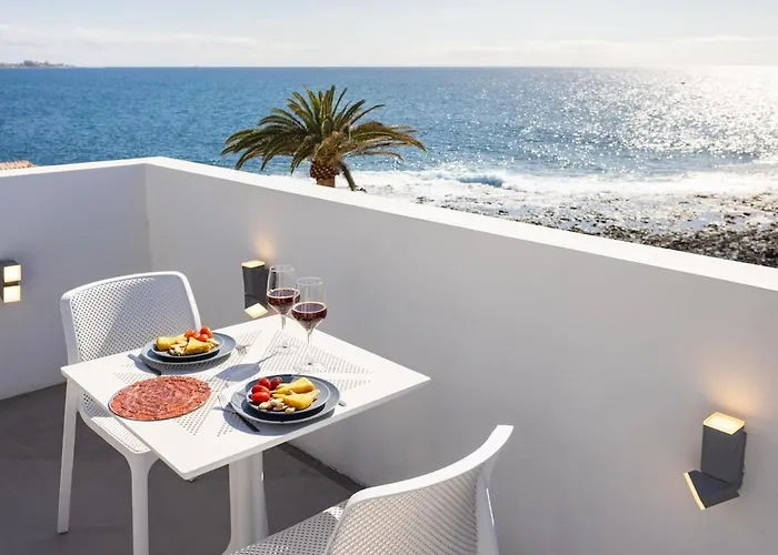 Torreon Frente Al Mar